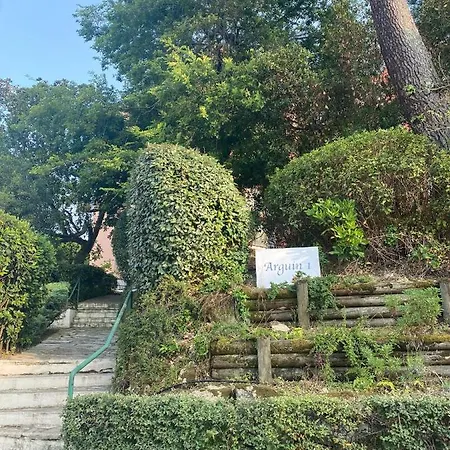 Διαμέρισμα T2 De 50 M2 + Balcon + Parking Pour 4 Personnes