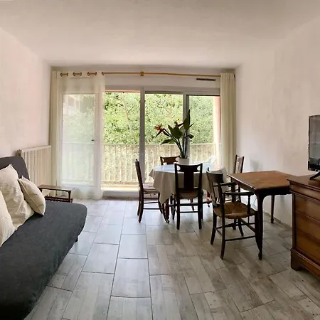 T2 De 50 M2 + Balcon + Parking Pour 4 Personnes Apartment *